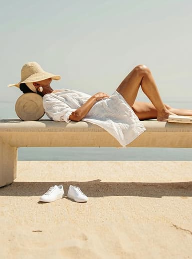 Seasonal context - beachside lifestyle